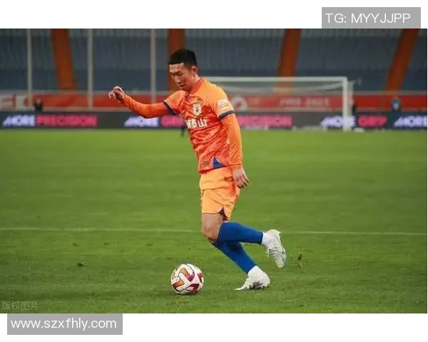 上海飞盘队比赛经验引发热议球员表现与战术选择成焦点讨论